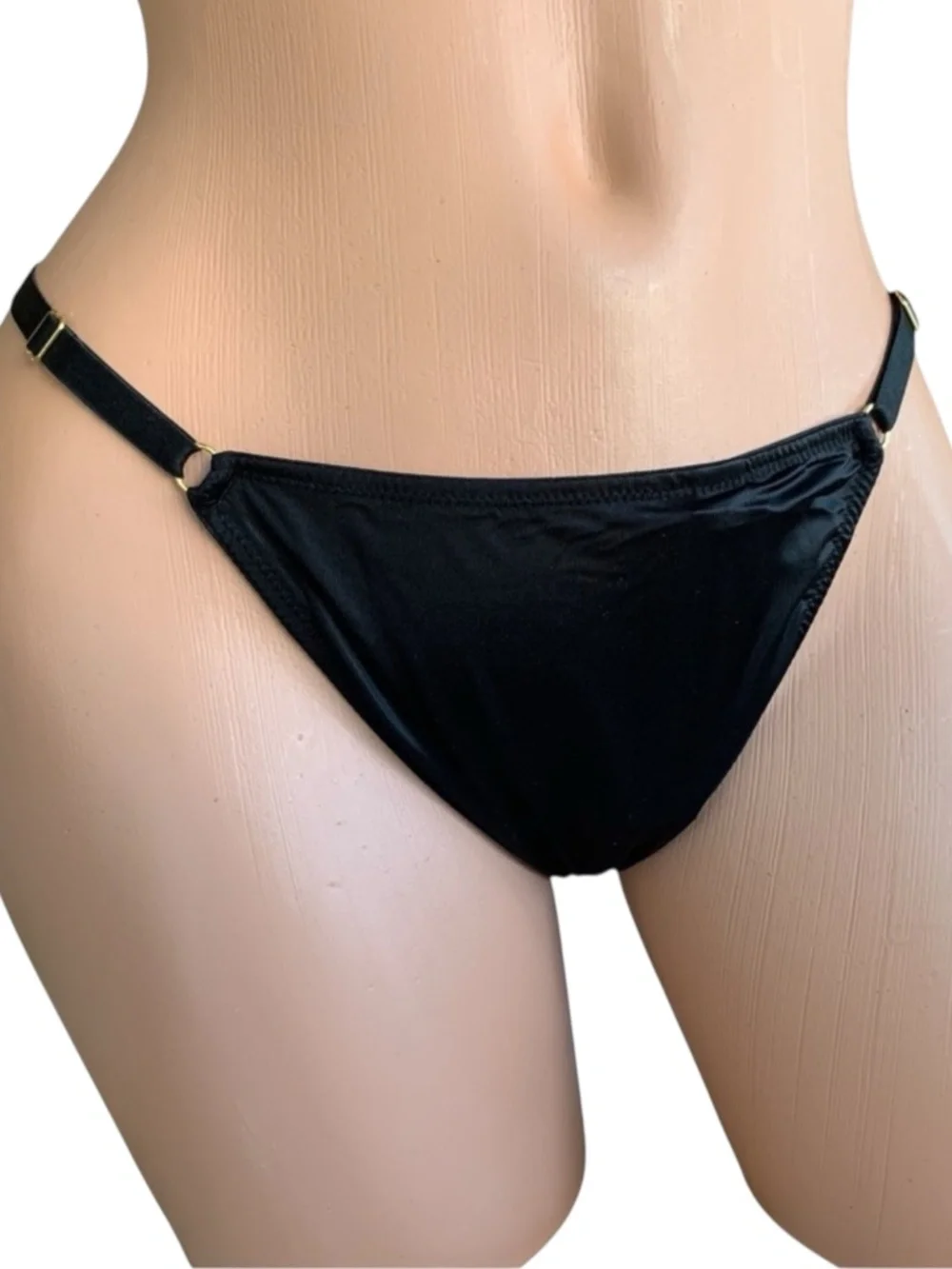 Victoria’s Secret 5pk V-string Panties Lot of 5 Large New